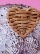 Load image into Gallery viewer, Heart Rattan Ring
